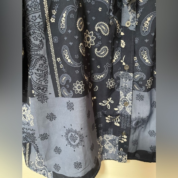 ABERCROMBIE & FITCH Long-sleeve mid length Blue handkerchief pattern size Large - Picture 4 of 8